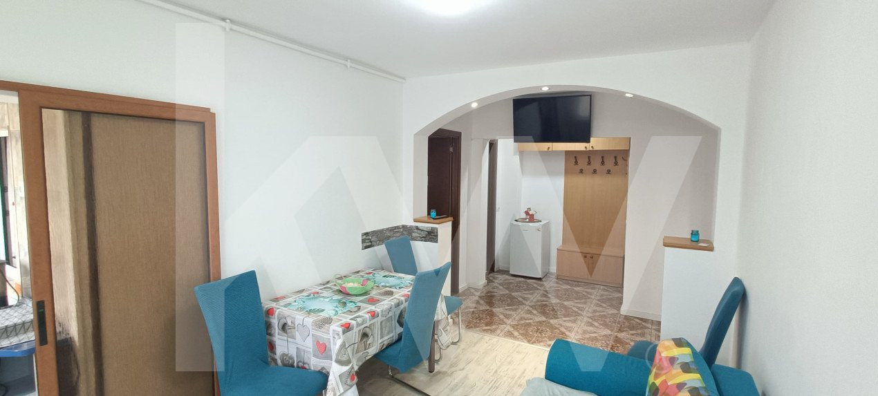 Apartament de vanzare cu 2 camere Str.Semaforului