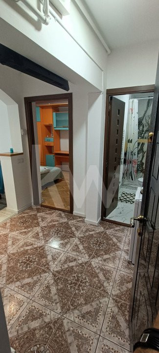 Apartament de vanzare cu 2 camere Str.Semaforului