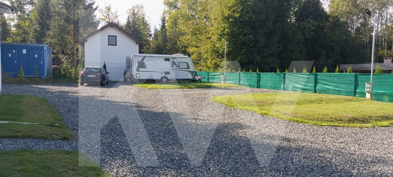 Camping de vanzare Valea Avrigului 3023 mp 