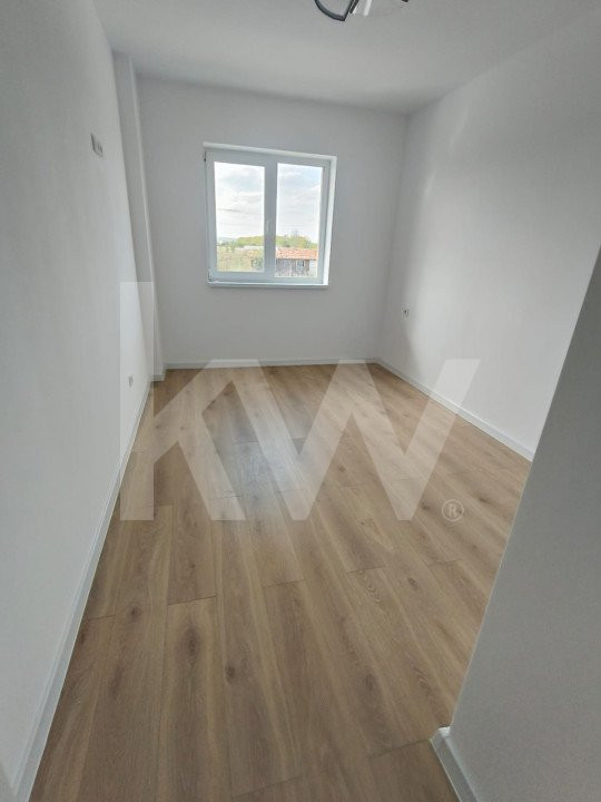 Apartament 2camere - decomandat - Calea Surii Mici