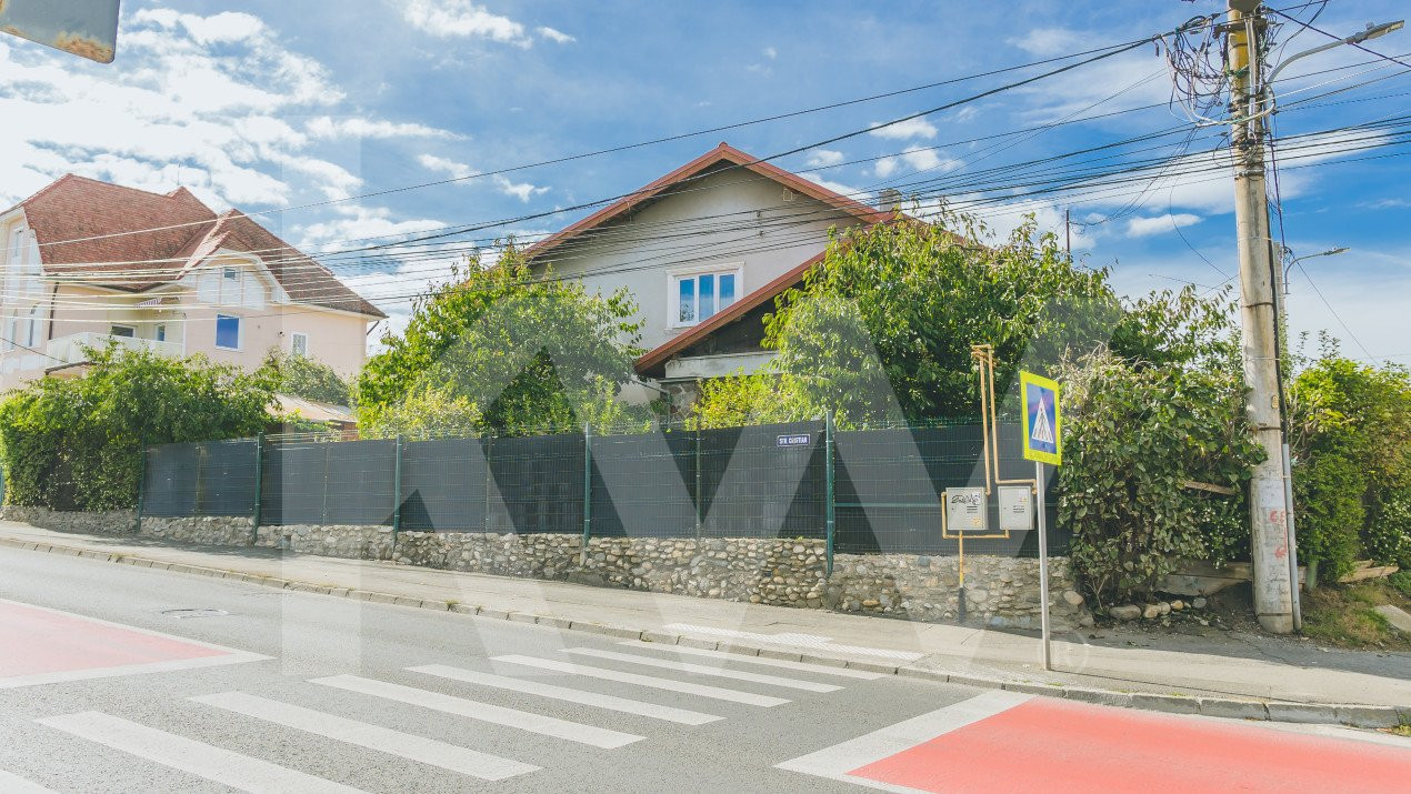 Casă de vanzare lângă Parcul Sub Arini