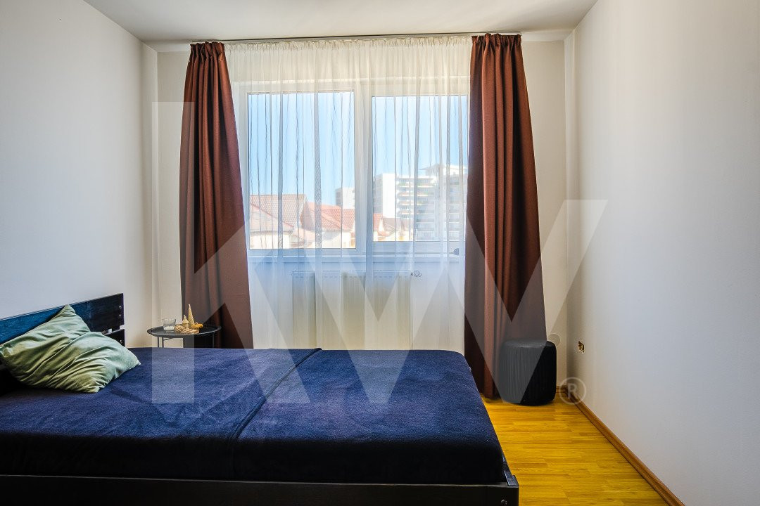 Apartament spatios, 3 camere, 2 băi, vedere către munți – Oportunitate Unică!