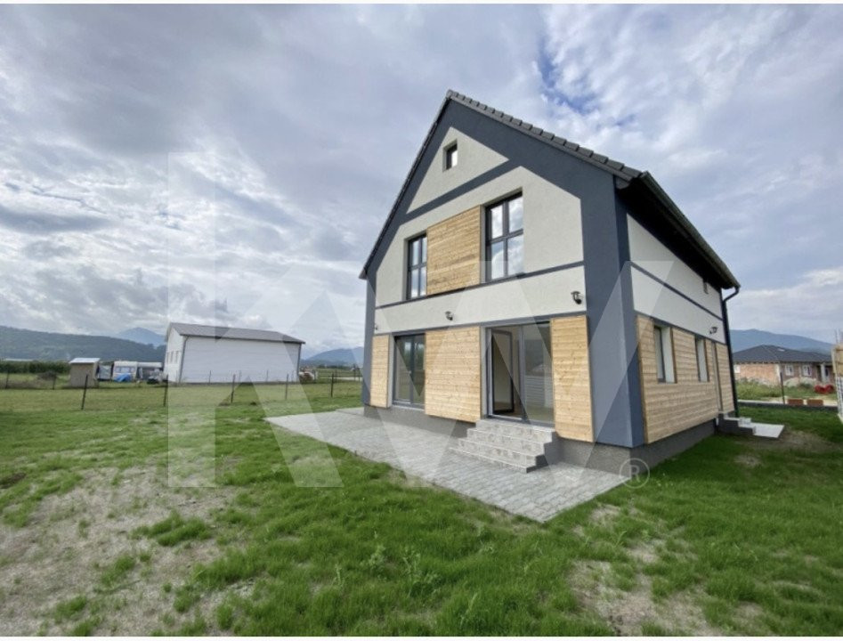 Casa de vanzare in Sibiu, 4 camere - Talmaciu