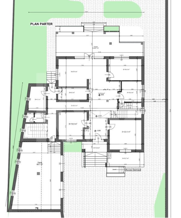 Casa pe 4 Niveluri - Ideală pentru Afaceri sau Reședință Exclusivistă