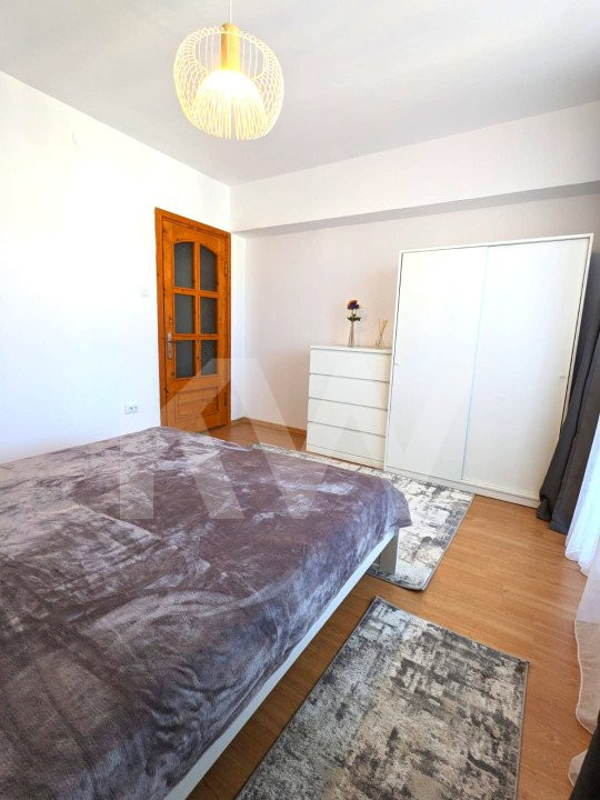 Apartament complet renovat, la prima inchiriere, 3 camere, 2 bai, str. Lunga