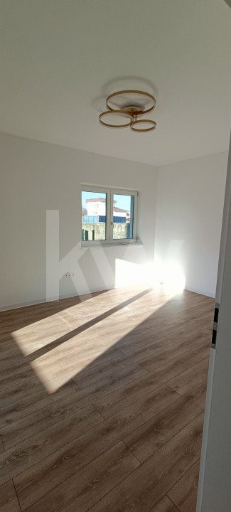 Apartament 2 camere, 2 băi, balcon - zona Șelimbăr 