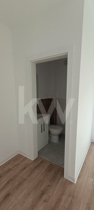 Apartament 2 camere, 2 băi, balcon - zona Șelimbăr 