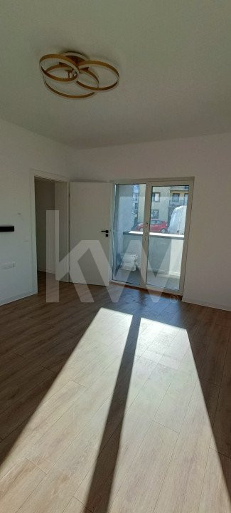 Apartament 2 camere, 2 băi, balcon - zona Șelimbăr 