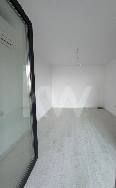 Apartament de lux cu 3 camere - Boxă la subsol - 2 terase -  Loc de parcare 