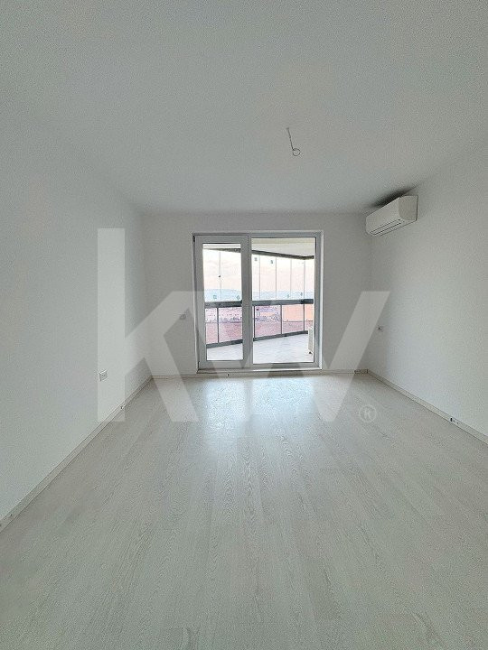 Apartament de lux cu 3 camere - Boxă la subsol - 2 terase -  Loc de parcare 