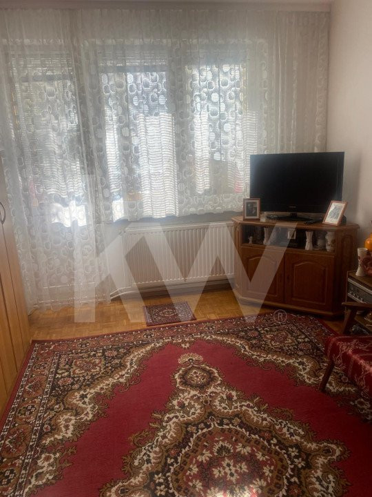 Apartament 3 camere - Strada Vasile Milea