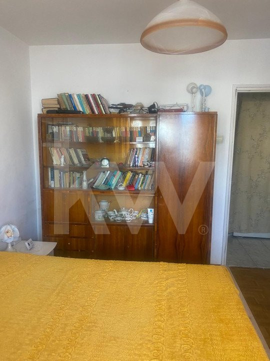 Apartament 3 camere - Strada Vasile Milea