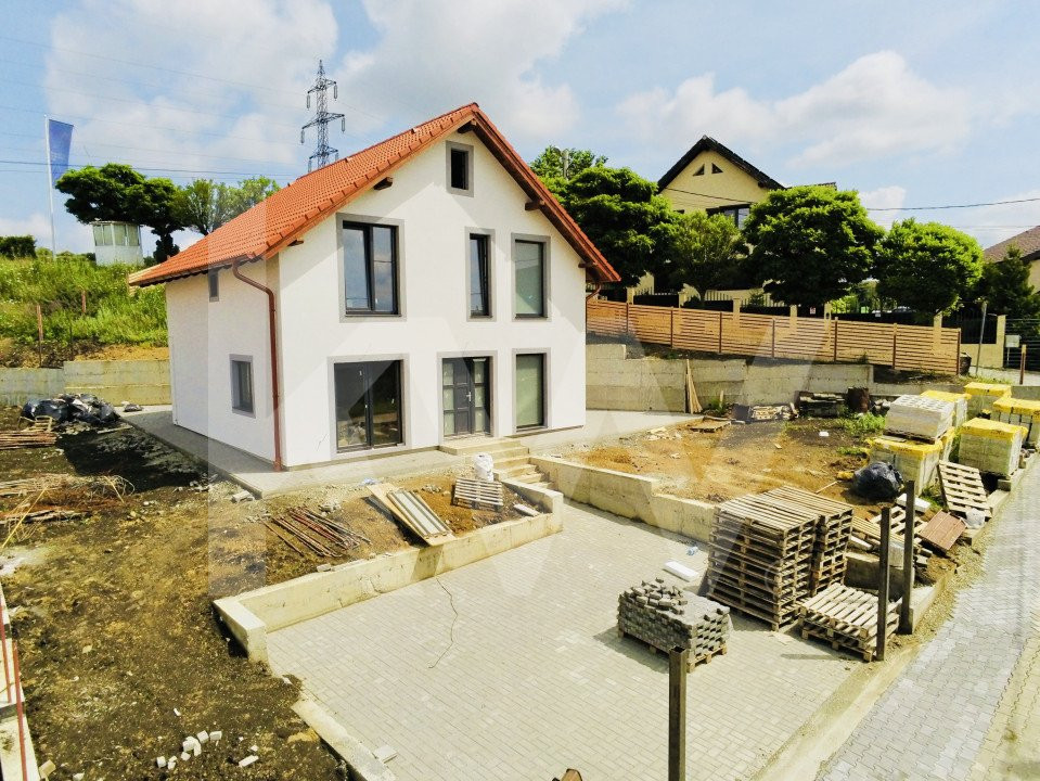 Casa individuala  de vanzare in cartier Bavaria - teren de 778 mp - Comision 0 %