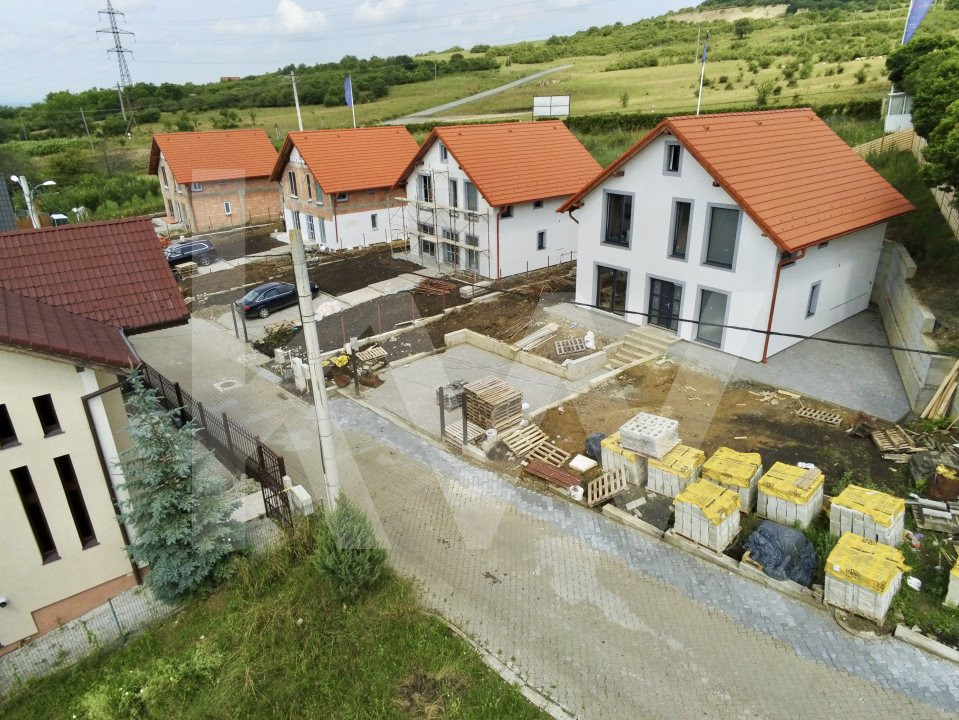 Casa individuala  de vanzare in cartier Bavaria - teren de 778 mp - Comision 0 %