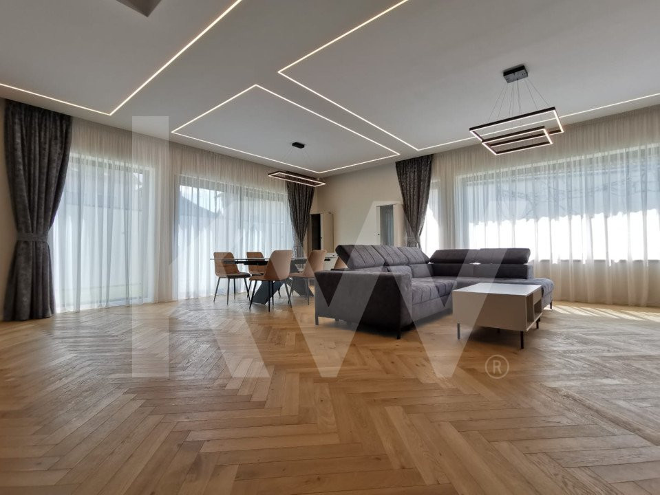 Resedinta de lux, 5 camere, complet mobilata, utilata, zona centrala, Sibiu