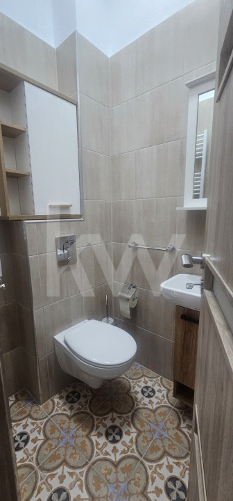 Apartament 3 camere de închiriat, S.U. 77,4 mp, loc de parcare