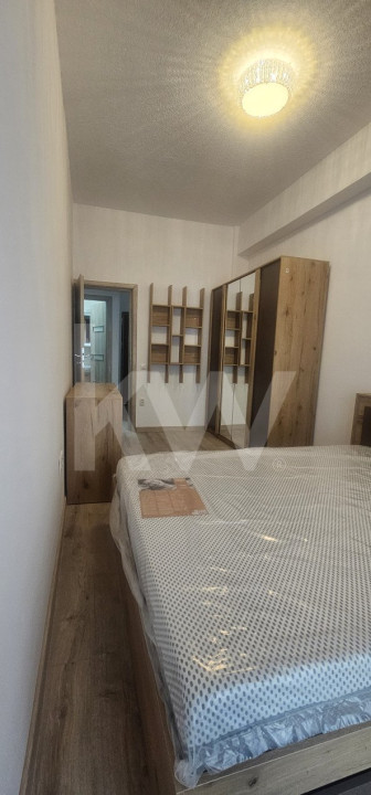 Apartament 3 camere de închiriat, S.U. 77,4 mp, loc de parcare