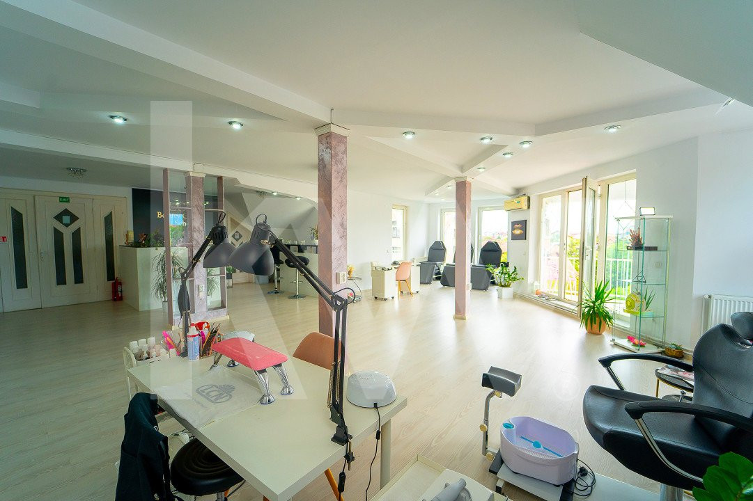 De Închiriat Salon de Înfrumusețare și Remodelare Corporală 