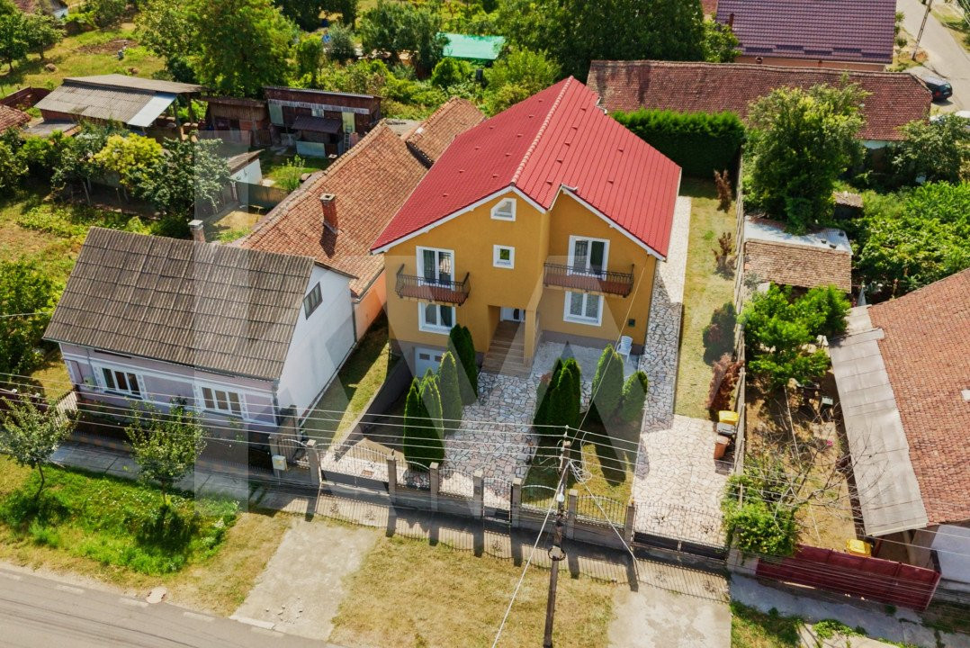 Vila cu 5 dormitoare și grădină generoasă, perfectă pentru familia ta!