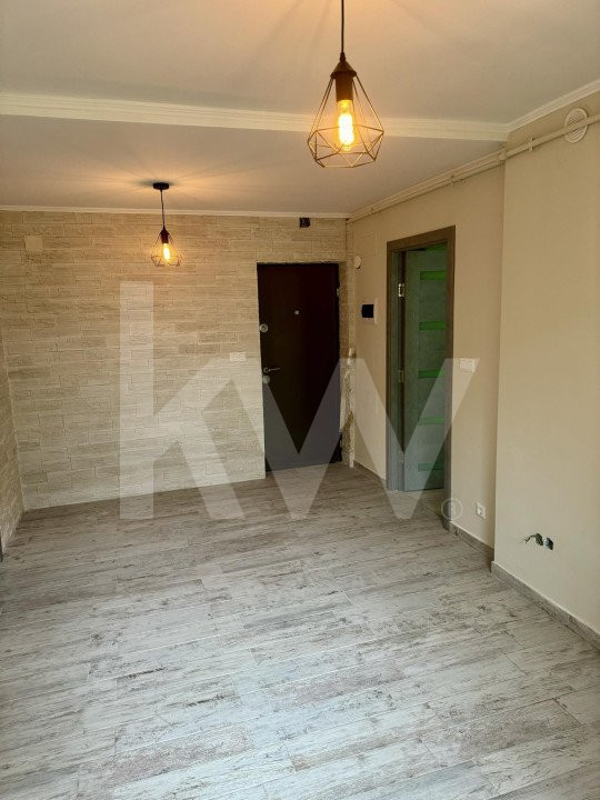 APARTAMENT 3 camere, Carpati 1 , In spate la restaurantul TEI